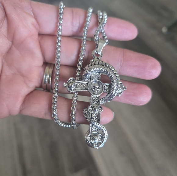Vintage Dragon Skull Cross Mystical Punk Style Stainless Steel Pendant Necklace - Picture 10 of 13